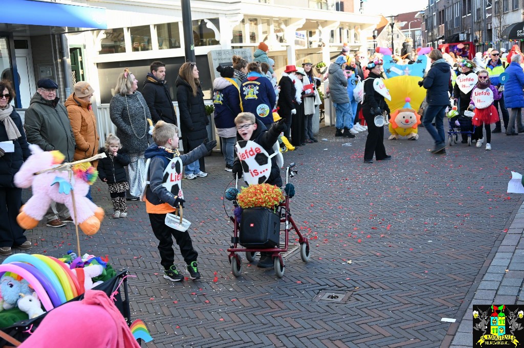 ../Images/Kinderoptocht 2026 061.jpg